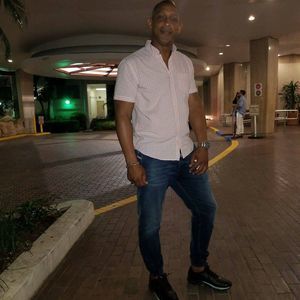 Meet your Posher, Lazaro